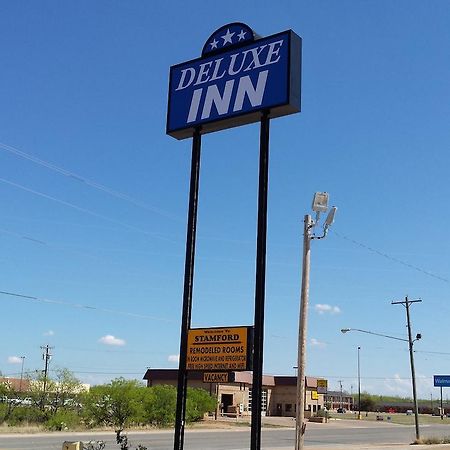 Deluxe Inn Stamford Luaran gambar